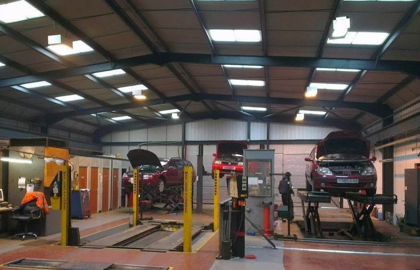 KL Engine Centre Garage Inside Photo KL Engine Centre Garage Inside Photo